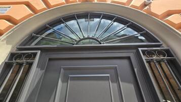 Deluxe Apartment | Exterior detail