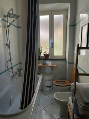 Bathroom - CasaElia | Path of the Gods & Amalfi Coast (Pianillo)