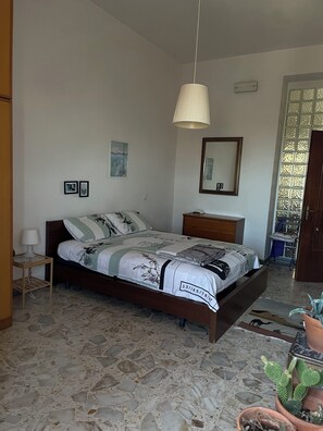 Room - CasaElia | Path of the Gods & Amalfi Coast (Pianillo)