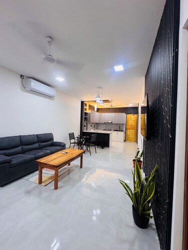 Comfortable  clean  friendly safe private access