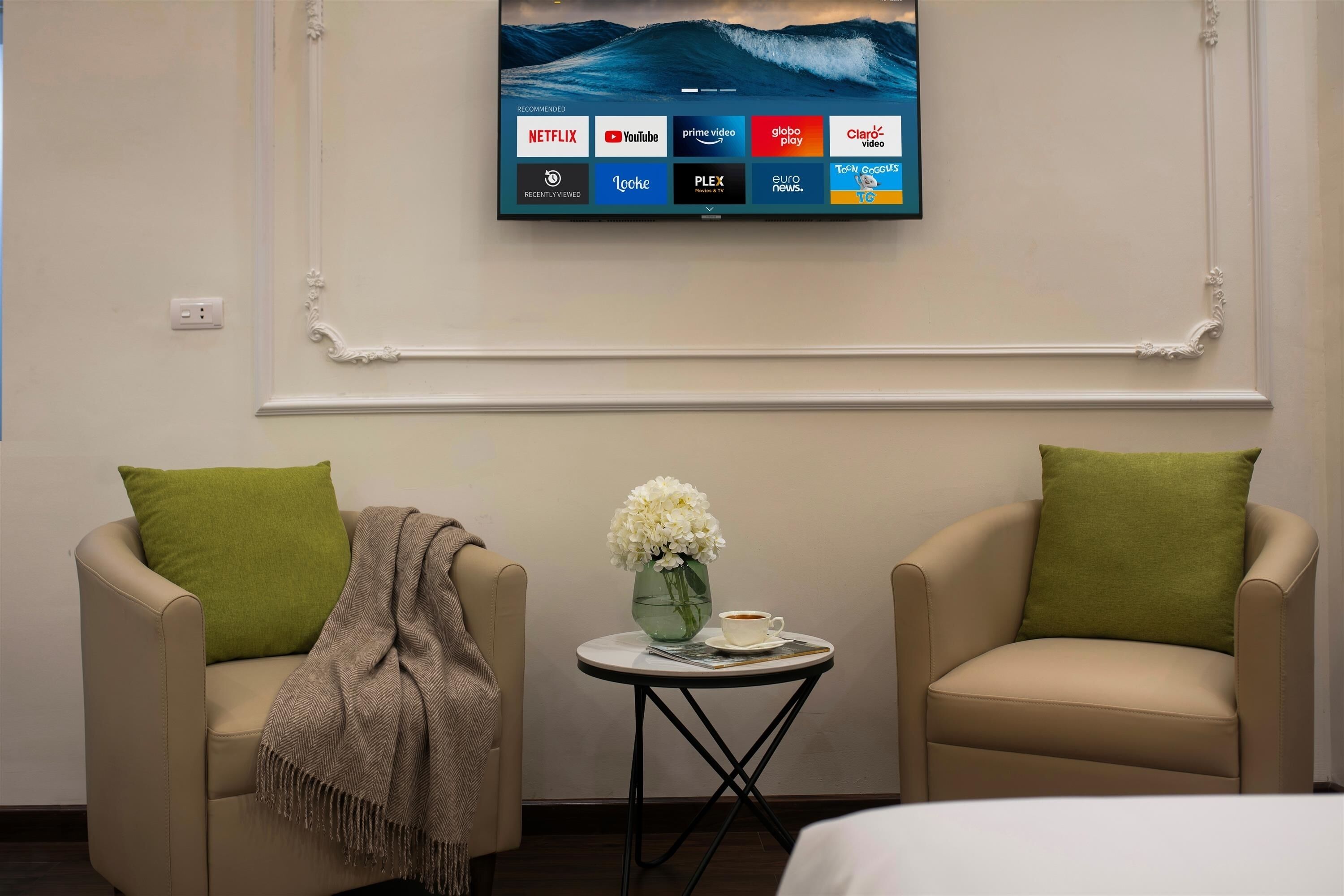 Executive Double Room, Multiple Beds, Non Smoking | Hypo-allergenic bedding, down duvets, minibar, in-room safe