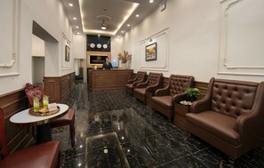Reception - Bastra Classy Hotel (Hoan Kiem Ward)