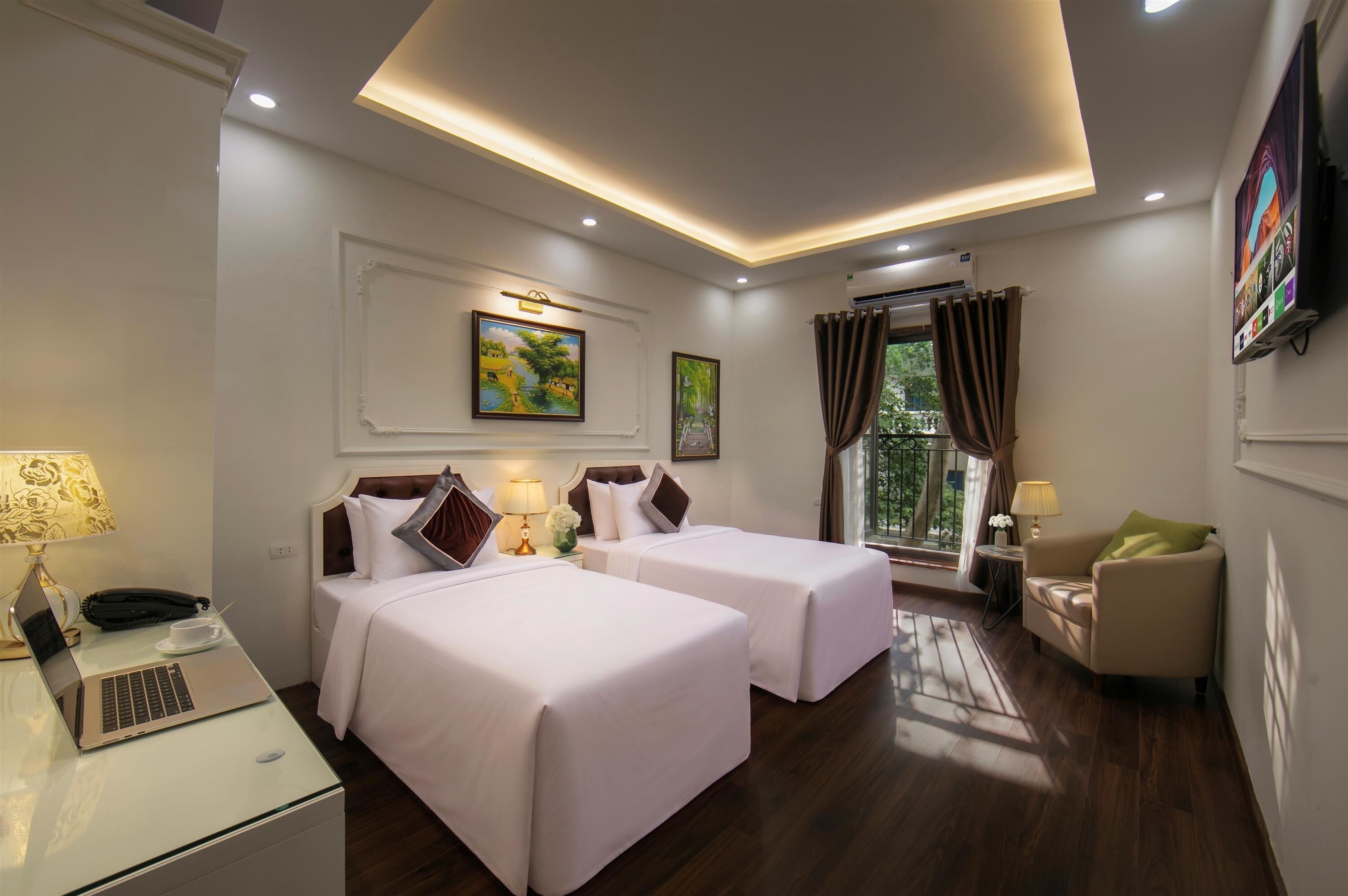 Executive Double Room, Multiple Beds, Balcony, City View | Hypo-allergenic bedding, down duvets, minibar, in-room safe