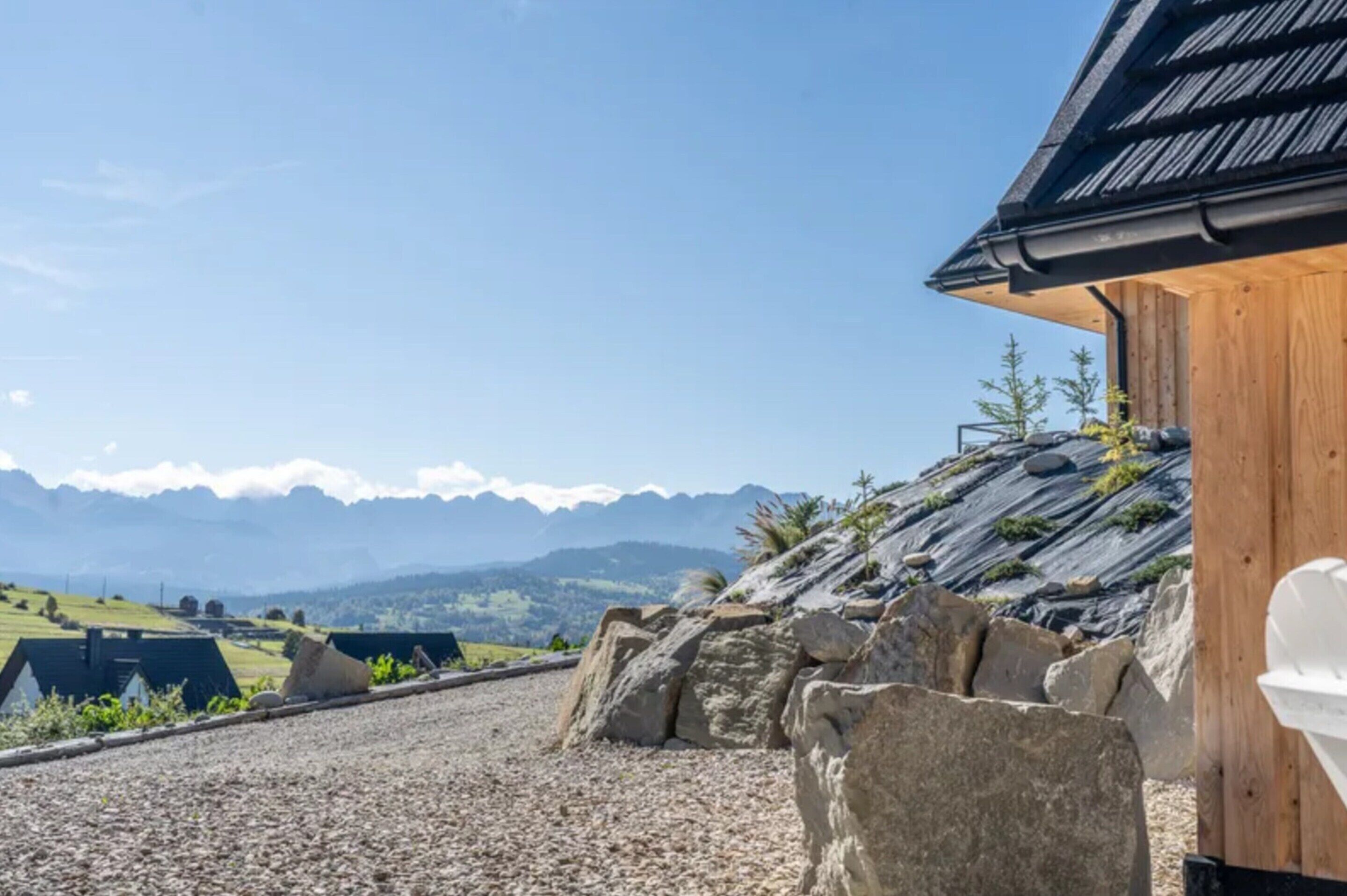 Rumah | Pemandangan dari properti
