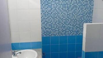Standard Studio, Balcony | Bathroom