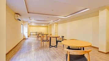 House | Dining