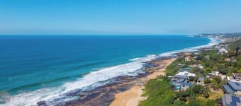 Fabulous 5-bedroom house in Ballito perfect for family getaways