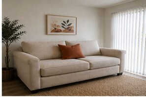 Living area - Alvoria Urban Suites (Toronto)