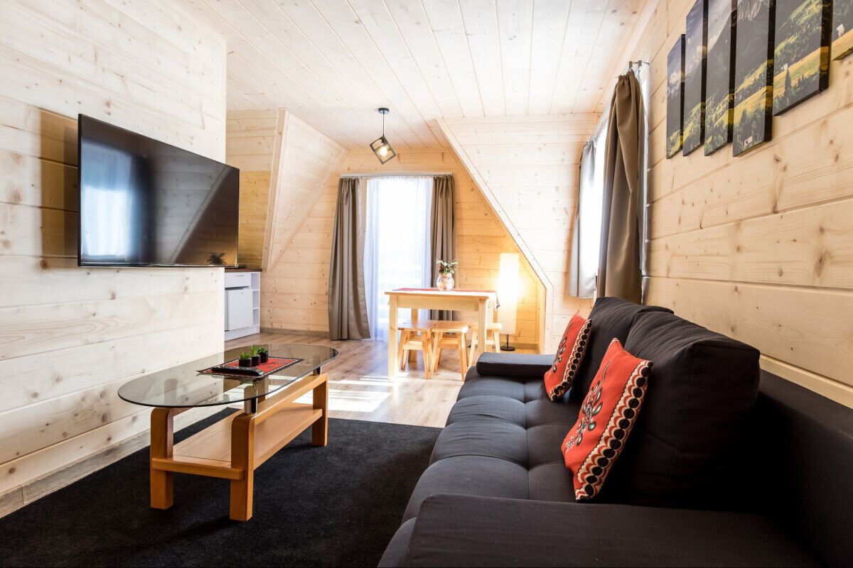 Family Room (2) | Living area