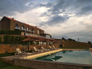 Deluxe Double Room | Pool