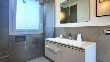 Dusche, Bidet