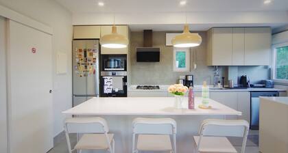 Entire Cascais New Mordern Apartment-3 Bedrooms