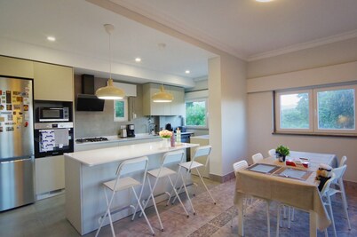 Entire Cascais New Mordern Apartment-3 Bedrooms