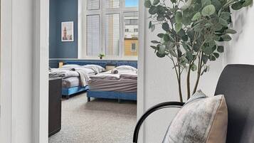 In-room safe, WiFi, bed sheets