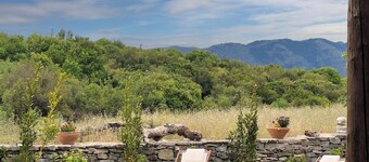 petrastero mountain Retreat-Agrafa