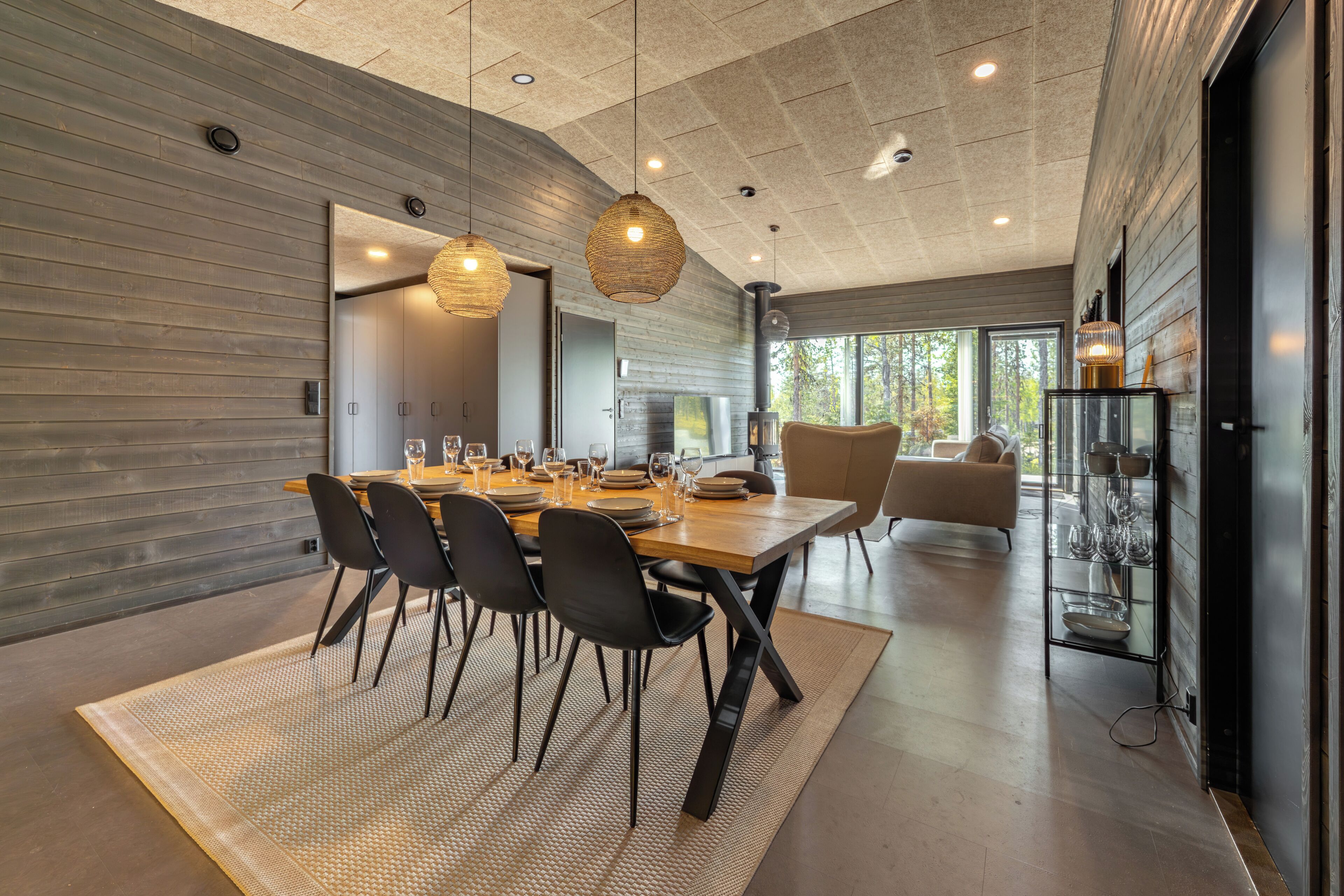 Villa, 4 Bedrooms, Sauna, Slope side | Dining room