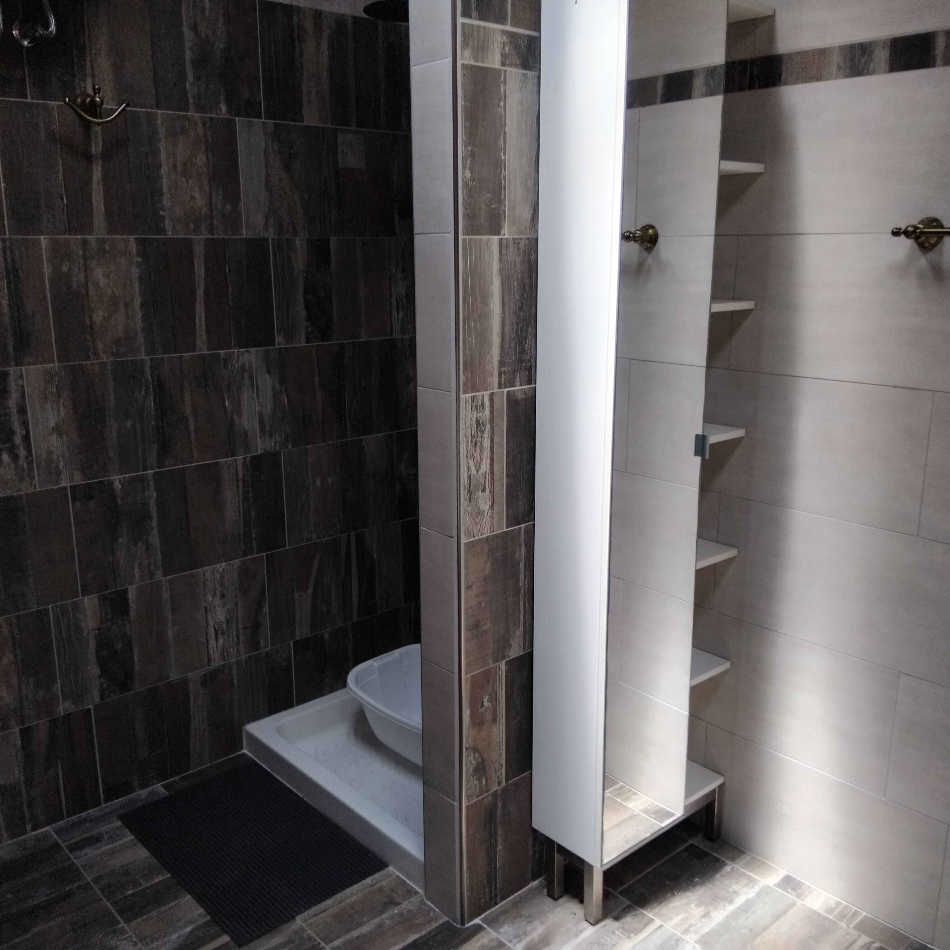 Shower, bidet, towels, soap
