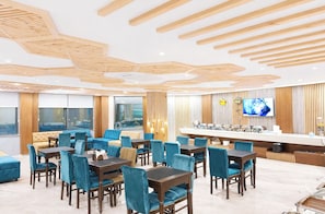 Dining - Hotel Vinayak  (Varanasi)