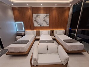 Deluxe Room, Balcony, Pool View | Spa - Lighthouse Hotel (Gili Trawangan)