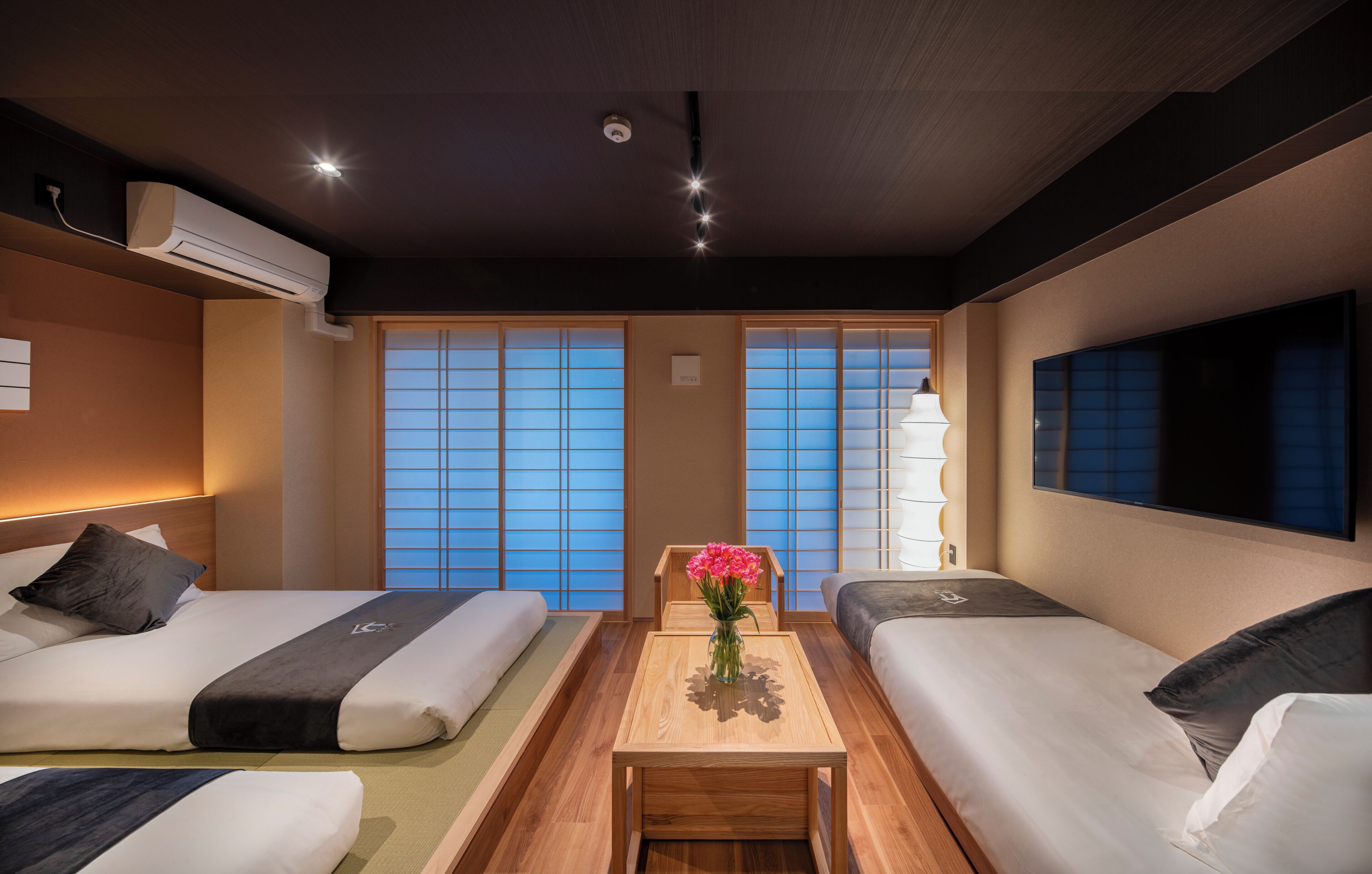 Apartment im japanischen Stil, Balkon, Stadtblick | Verdunkelungsvorhänge, Bügeleisen/Bügelbrett, kostenloses WLAN