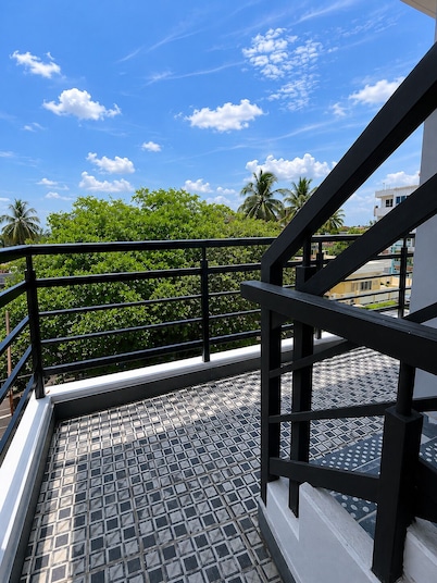 Sapthasiri Holidya Homes - Nandanavana (AC)