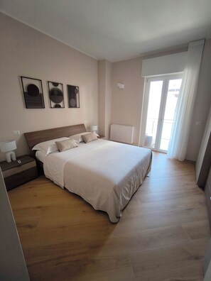 2 Schlafzimmer, Bügeleisen/Bügelbrett, Internetzugang, Bettwäsche