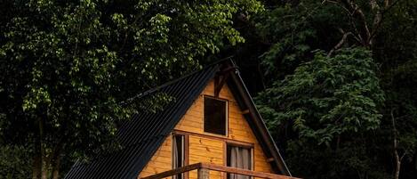 Basic Cabin, Balcony, Lake View | Exterior