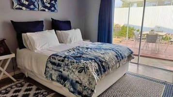 Comfort Triple Room, Patio, Garden View | Iron/ironing board (on request), WiFi (free)