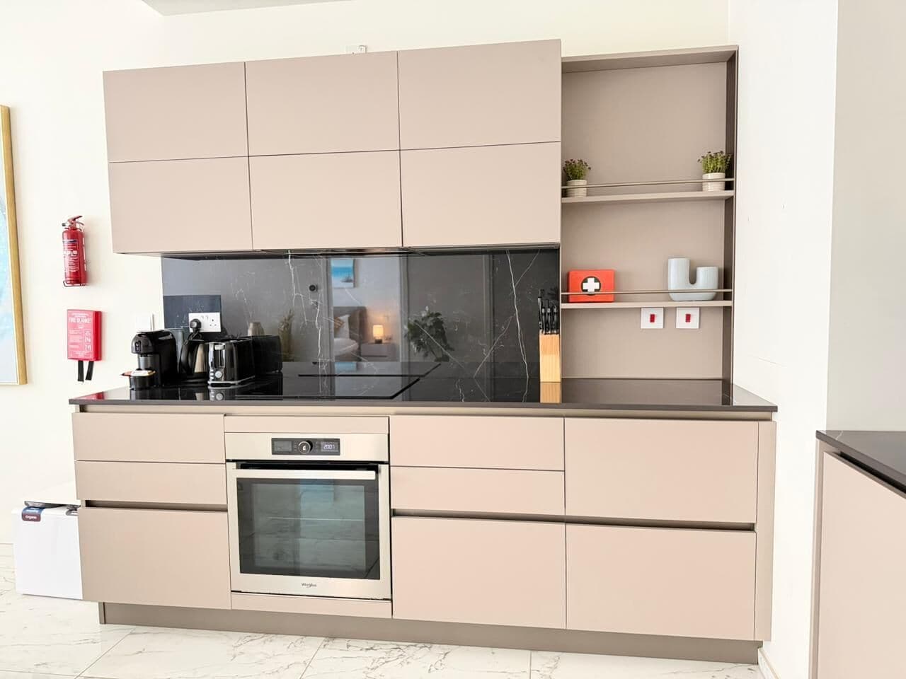 Appartamento Superior, balcone, vista mare | Cucina privata