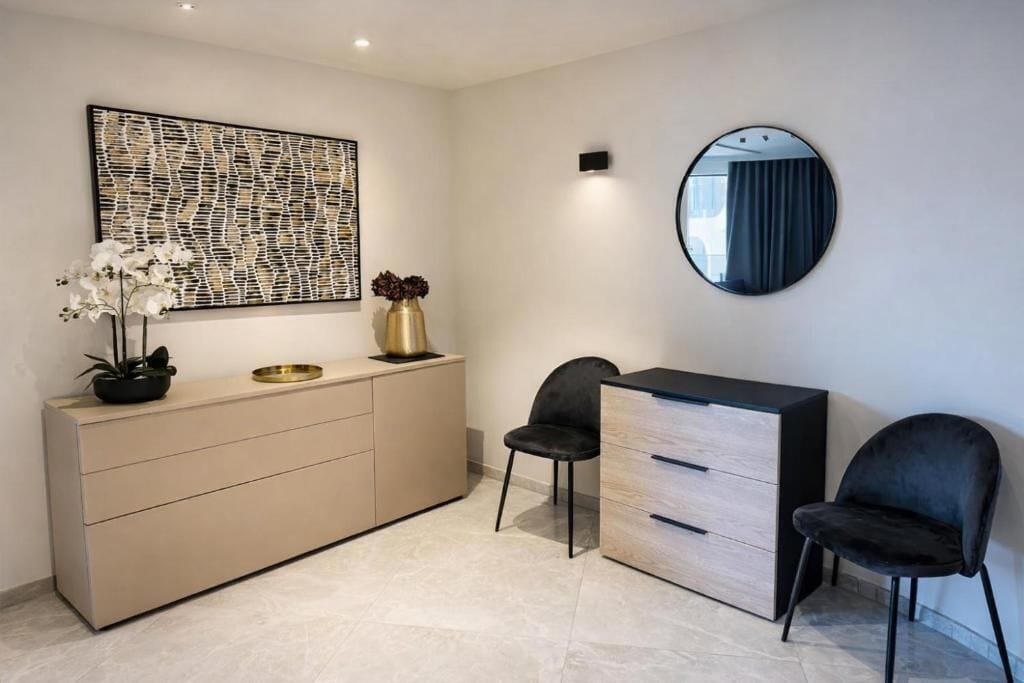 Suite Supérieure, balcon, vue ville | Intérieur