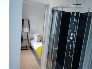 Kamar Double Deluks | Kamar mandi
