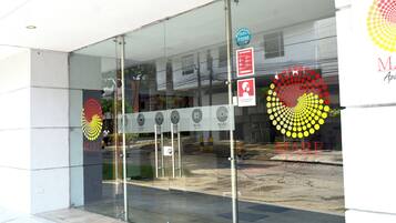 Fachada de la propiedad