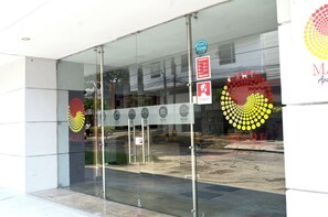 Front of property - Mare ApartaSuite (Cali)