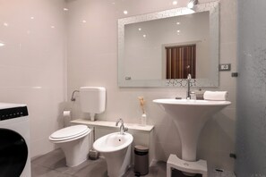 Shower, hair dryer, bidet, towels - Panoramic Sea View Penthouse with Free Parking (Rijeka)