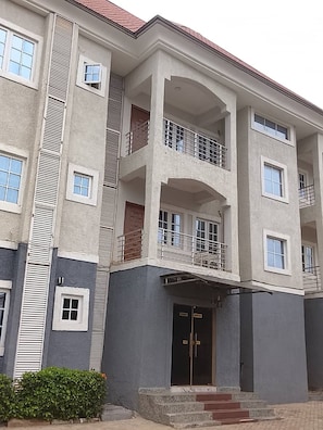 Exterior detail - The Oliver Lofts Hotels (Abuja)