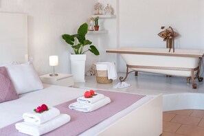 Hair dryer, towels, soap, toilet paper - Enjoyable 2-bedroom house with ACand bbq beachfront (Agios Nikolaos)