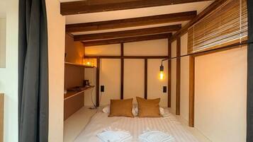 WiFi, bed sheets
