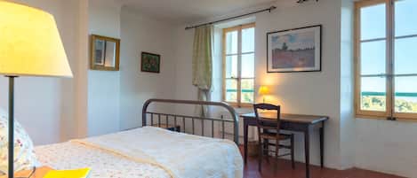 Wifi y ropa de cama