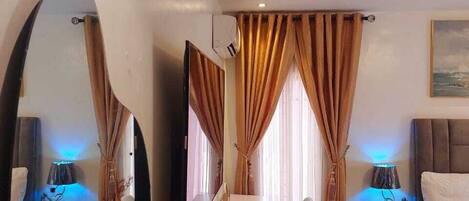 Iron/ironing board, WiFi