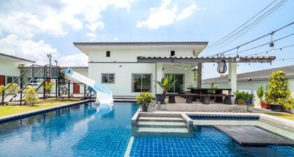 Room-blue Lake Residences Pattaya - 2 BR
