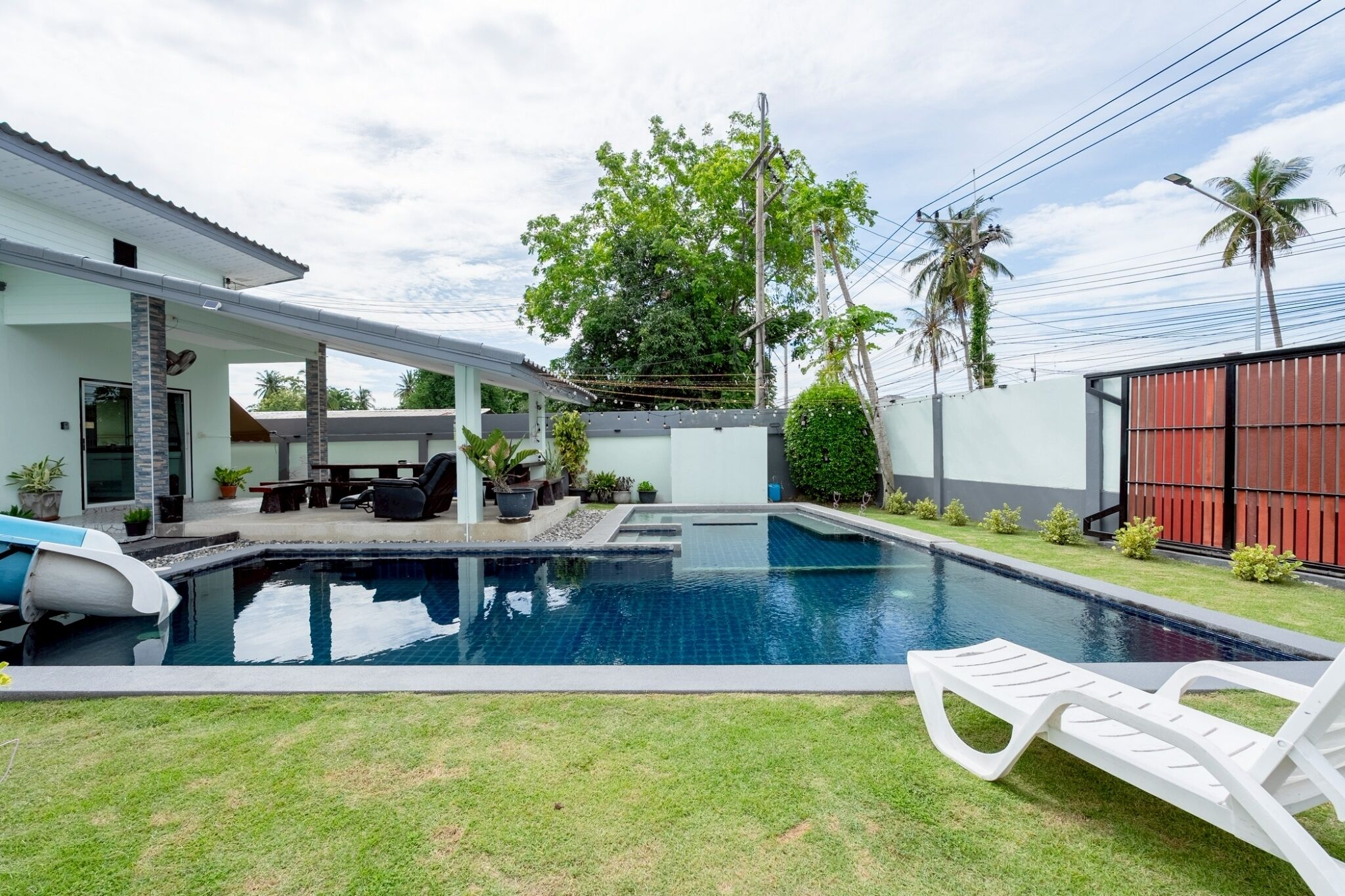 Vila, beberapa kamar, Boleh Merokok, pemandangan kebun | Kolam renang | Kolam renang indoor