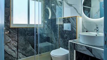 Luxury Villa | Bathroom