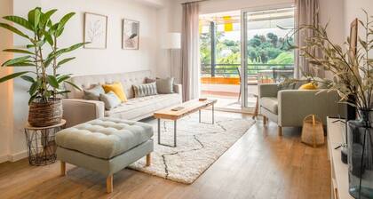 Luxury Apt w/ Seaview & Pool | Miramar by Palmera