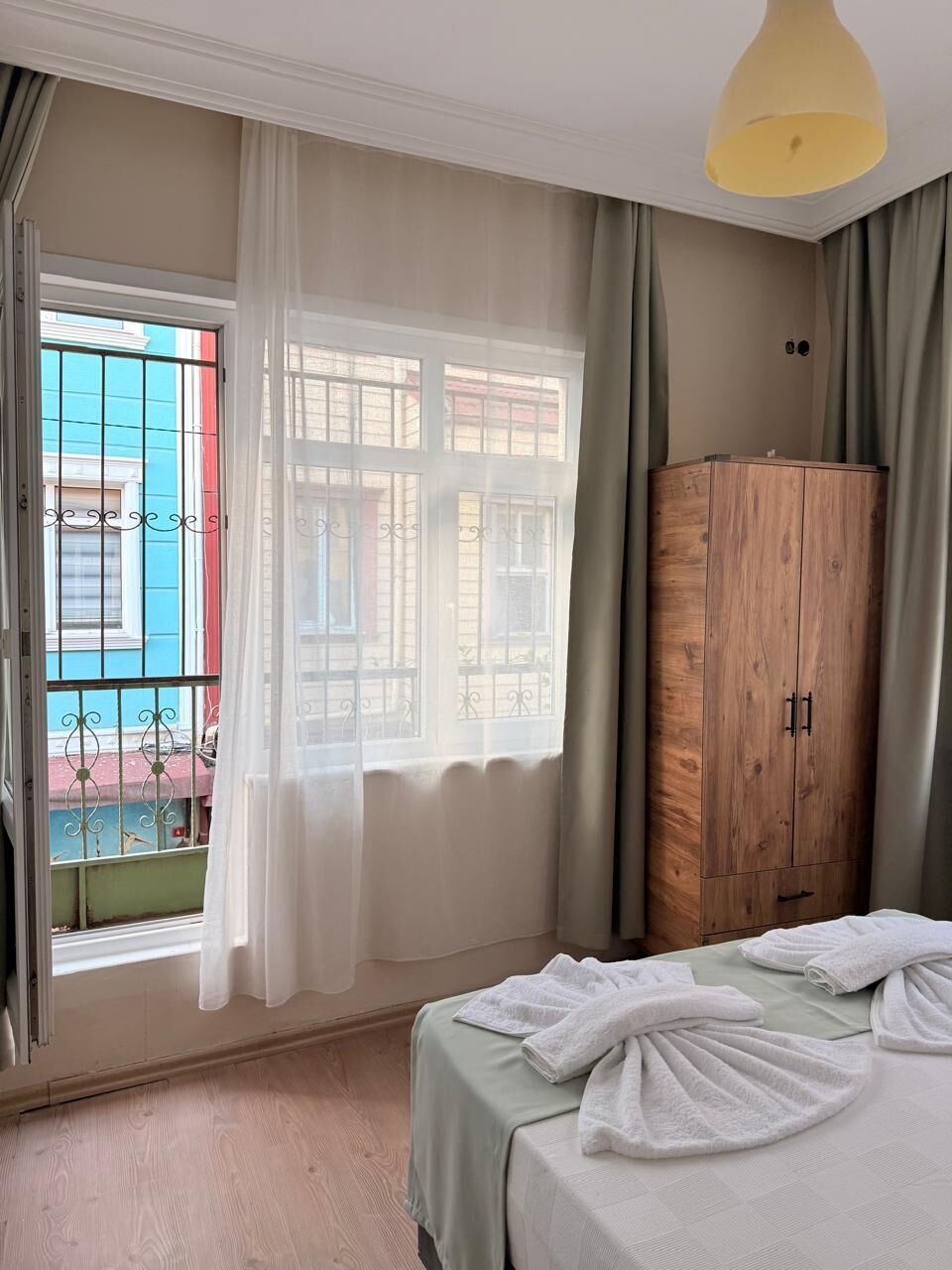 Double Room | Premium bedding, WiFi (free), bed sheets