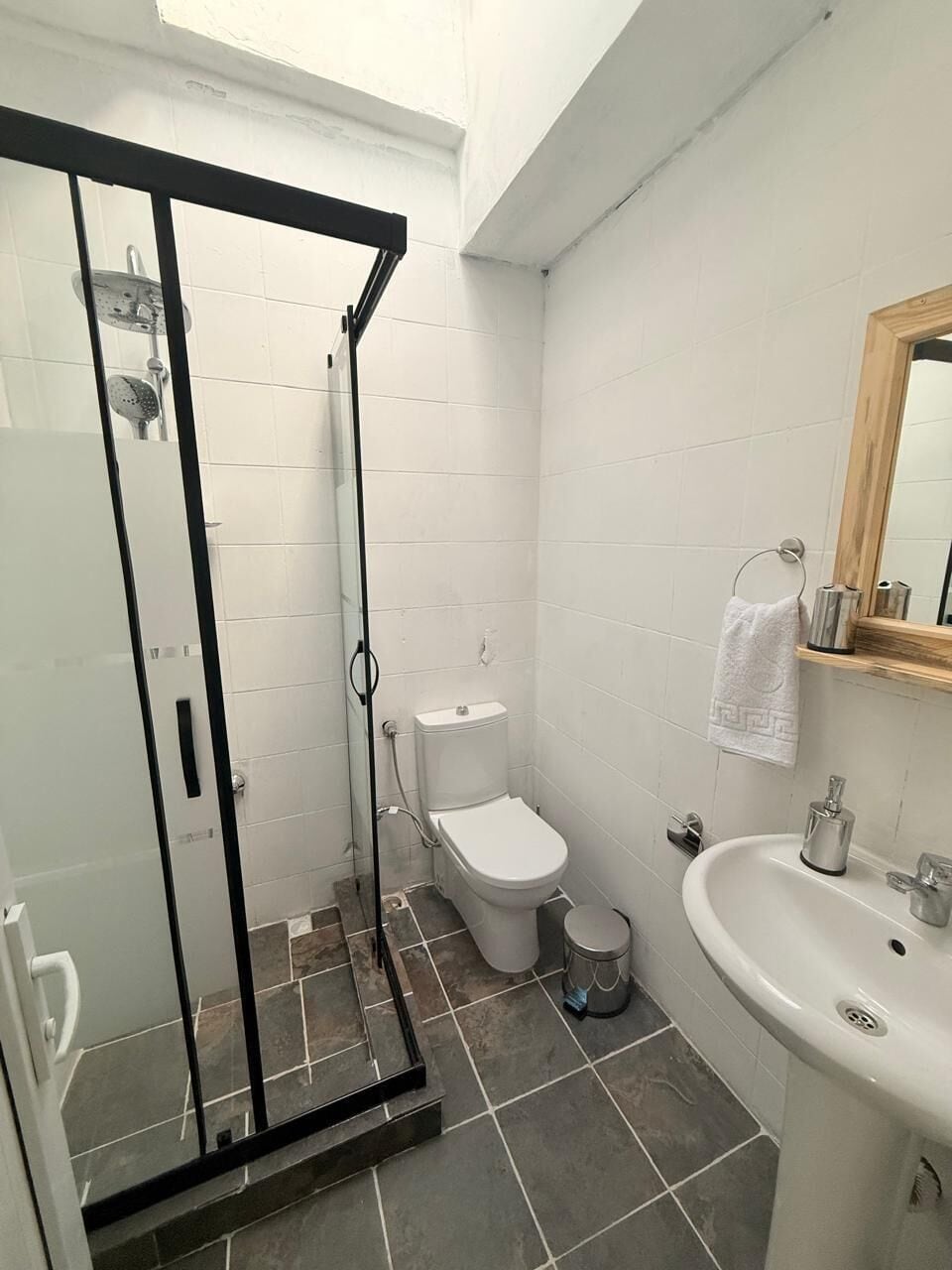 Chambre Triple | Salle de bain