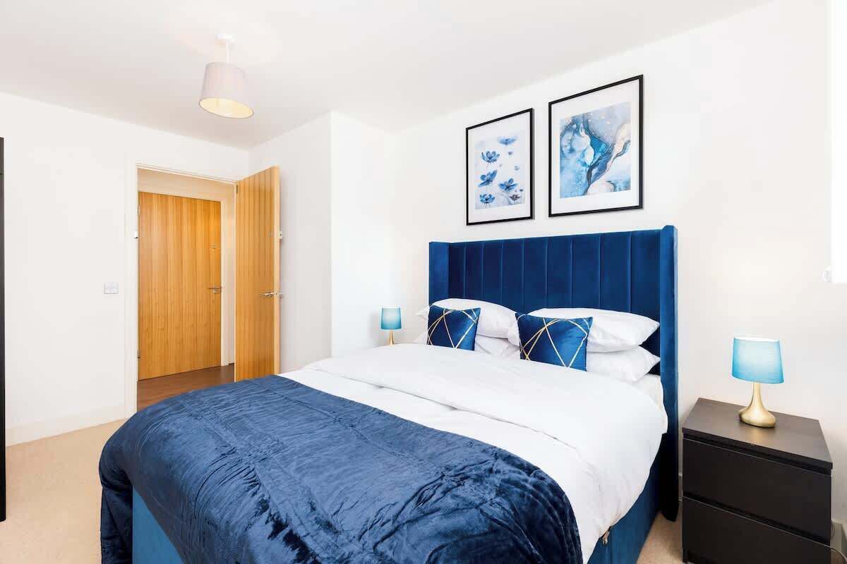 2 bedrooms, desk, iron/ironing board, free WiFi