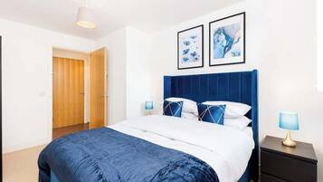2 bedrooms, desk, iron/ironing board, free WiFi
