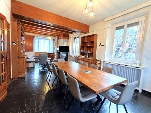 Spacious house with WIFI - 10 guests