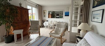 Spacious apartment with garage - Hendaye