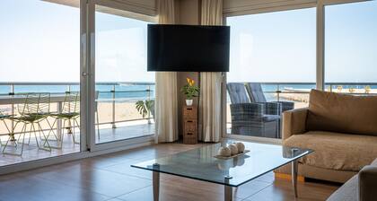 Bright apartment, sea view - 6 guests
